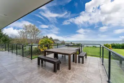 Image de Ultimate Lakefront Getaway, Taupo