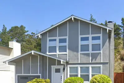 Image de Coastal home in Pacifica. Short drive to the beach or Sf.