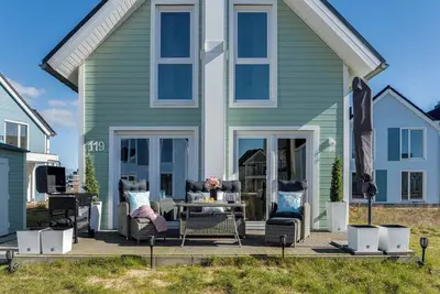 Image de House by the fjord - own parking space, washing machine, electric car charging station, toys