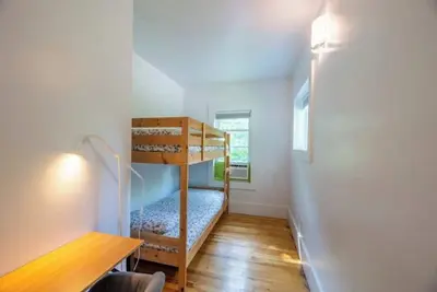 Image de 2 Unit house across from the hospital