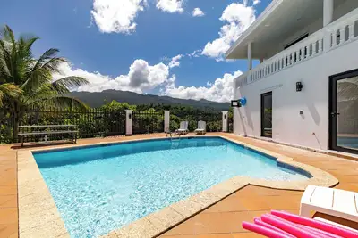 Image de Private Pool with Rainforest View - Whole House in El Verde