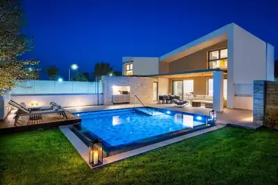 Image de Dazzling Rhodes Villa | Villa Alpha | 2bdr | Private Pool | Spacious Furnished.