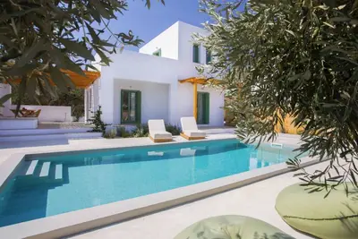 Image de Magnificent Skyros Villa | Villa Persephone | 2bdr | Private Pool | Spacious.