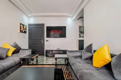 5-min away to Marrakech Airport