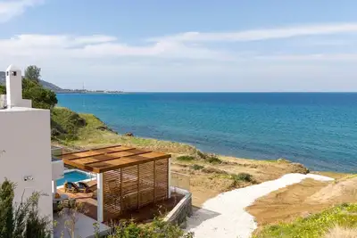 Image de Villa Akroyiali | Seafront Serenity, Shared Pool