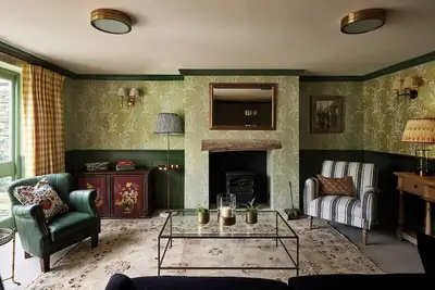 Image de Entire townhouse in Malmesbury- Country Living with Hotel Luxury