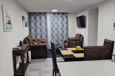 Image de Beautiful and Comfortable Apt. - 7th floor