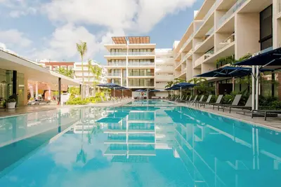 Image de Luxury & comfort 3 Bdr w/ pool view & beach club