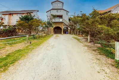 Image de Oceanfront, Dog-Friendly, 4-Bedroom w/ Private Hot Tub, Ocean View, Ac, WiFi