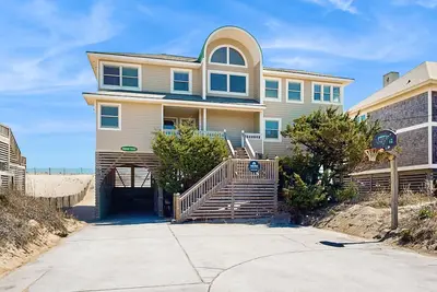 Image de Prime Time 222: Oceanfront w/outdoor pool, private hot tub, basketball