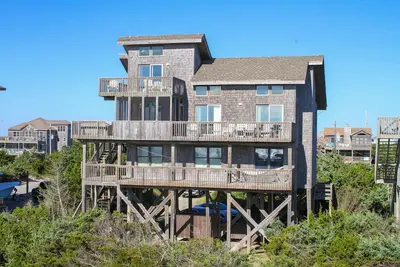Image de Waterfront Home w/Free WiFi, Private Washer/Dryer & Hot Tub, Shared Pool, & Ac