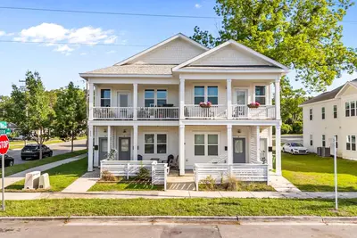 Image de Modern Apartment short walk from Riverwalk| Full Kitchen, Wifi and Central Ac