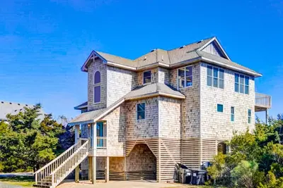 Image de Dog-friendly home with ocean view, private pool, hot tub, Ac, & washer/dryer