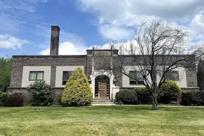 Image de 2 Br Schoolhouse Apt w/ Sauna