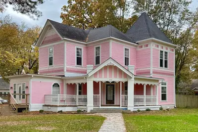 The Pink House est. 1892