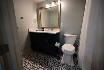 Image de Lovely king room in 8 unit Inn in tranquil Sanibel with bikes, beach gear. . .