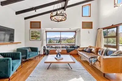 Image de Hot Tub Time Machine! Central Wanaka