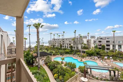 Image de Stunning Oceanview Penthouse | 2br, Sleeps 6 | North Coast Village Resort
