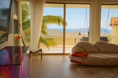 Image de Ocean View Retreat  Sauna • Yoga • Sound Bath 5 Bedroom Villa with Amenities