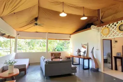 Image de Maison de plage sereine à Ko Yao Noi avec jardin privé