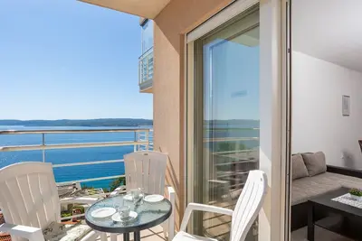 Image de Just for You apartment withTerrace by Villas Guide