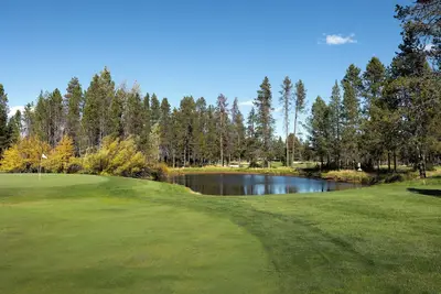 Image de On Golf Course, Game Room, Hot Tub | The 19th Hole