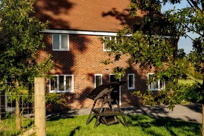 Image de Hambledon Hill Cottage - Unique Stay | Sleeps 6 | Pets Allowed | Hot Tub | Bbq | Patio | Wi-Fi