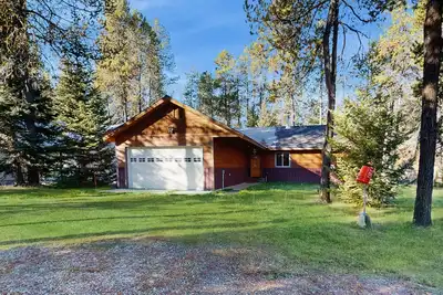 Image de Cozy pet-friendly retreat with enclosed yard, a mile from Lake Cascade, WiFi