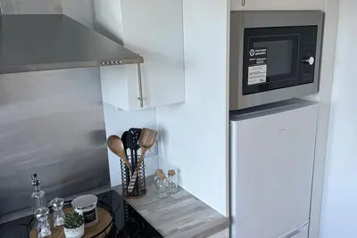 Image de Appartement-Moderne-Salle de bain privée-Vue sur Rue