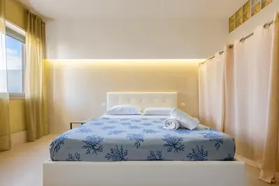 Image de Appartement 'Biancomare Otranto - 5' avec vue sur la mer, Wi-Fi et climatisation