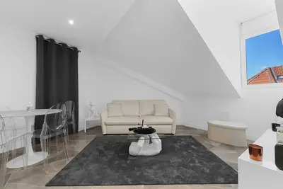 Image de Spacieux 1 chambre avec baignoire balnéo