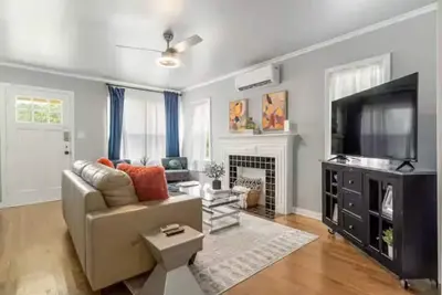 Gorgeous home: Expo, Bmx, Tu, Cherry st, Downtown