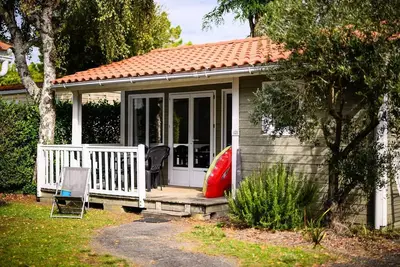 Image de D/ Chalet Confort 2ch. 4 pers. - 35m2 - terrasse intégrée 4 personnes