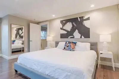 Ocean Views / 2br King Beds / Pet-Friendly