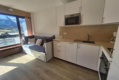 Image de À 10m des pistes de ski, 4ème étage, balcon, télévision, casier à ski, 55m², Tignes