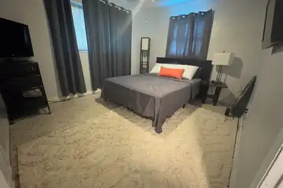 Image de Heart of Melbourne \nClose to Beaches \nEastern Florida St College\nKing Center