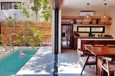 Image de 2-Bd Luxury Villa 2 Pools, Patio & Rooftop