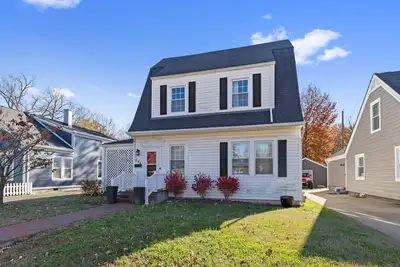 Image de 💦 Luxe Retreat Home @ Griffith Ave – Prime Location! ➠ 524w