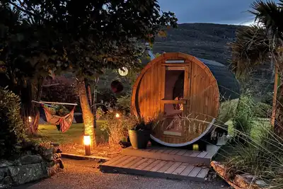 Image de Family-Pet Friendly-Sleeps 8-Hot Tub-Sauna