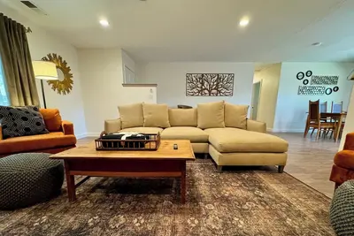 Image de New! The Hideaway Yosemite Foothill Retreat Lovely 3-bedroom house. Pet Friendly