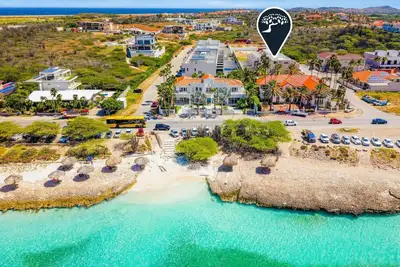 Image de Lux 4 Bed Pool | 1-Min to Beach By Bocobay