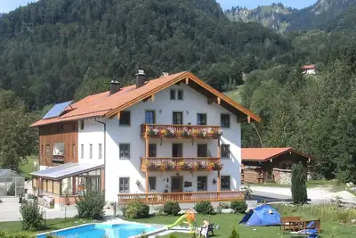 Image de Apartment 2, 77sqm, balcony, kitchen, 2 bedrooms, 1 bed-sitting room, 5 pers