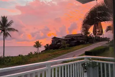 Image de Papio House With Ocean Views and Beautiful Sunrises