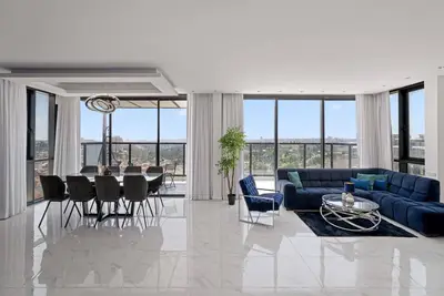 Image de Dream 5br  Extravagant Penthouse by the Shuk-Private Parking
