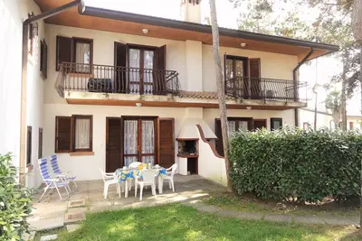 Maison mitoyenne avec jardin