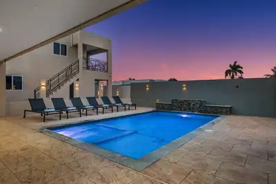 Image de 2br Aruba Comfort Retreat w/ Pool, Bbq & Gated!