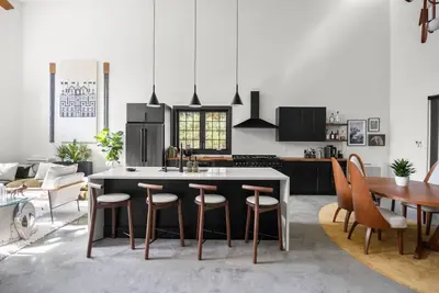 Image de Modern House Near Hudson with Fire Pit and Privacy