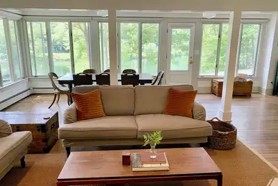 Image de Fantastic 4-bedroom Lake~Ski House w/ gas fireplace. Pet friendly!