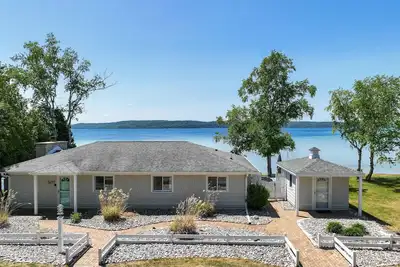 Image de Cloud Nine Summary:<br>N