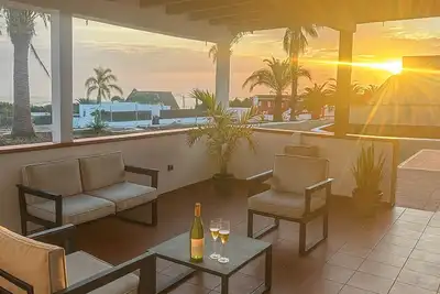 Image de House With Private Terrace, Sunsets and Barbeque